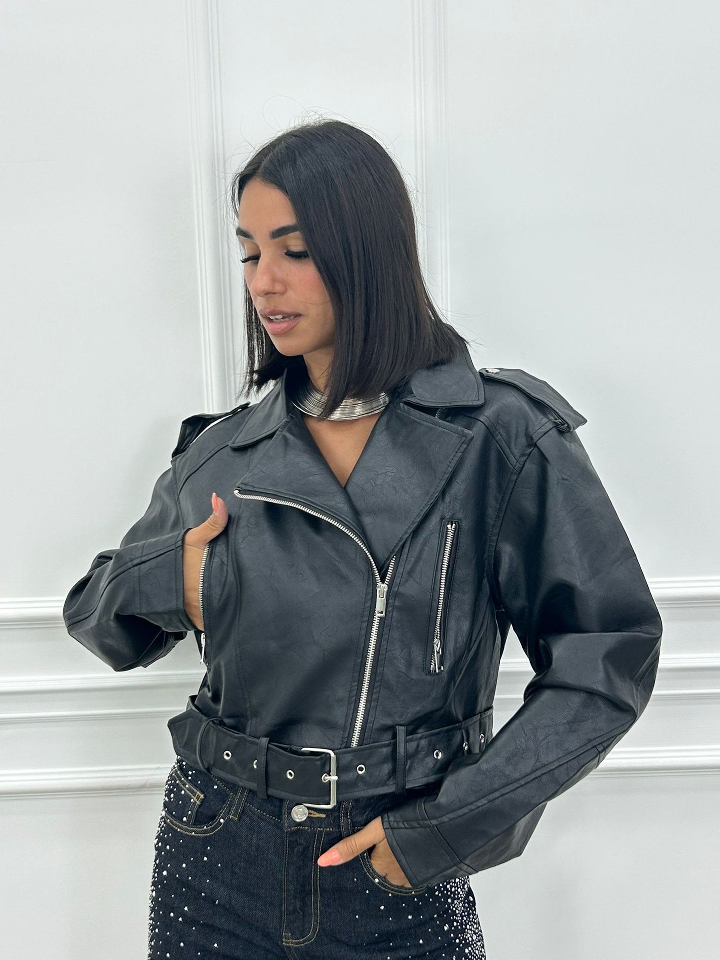 Cazadora de Ecopiel con Cremallera, Bolsillos y Cinturón