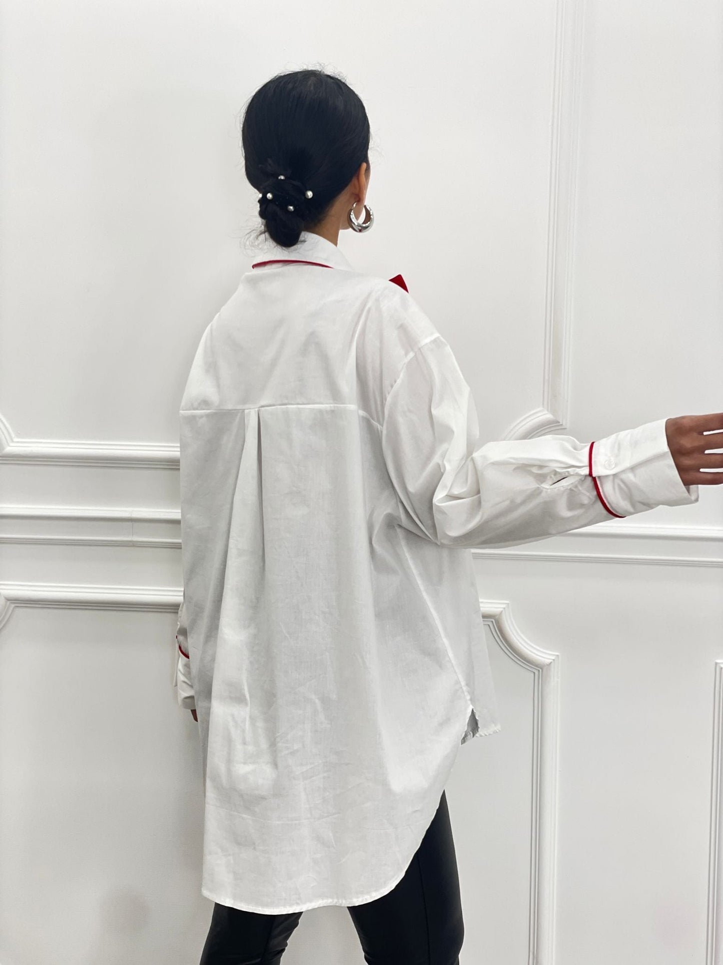 Camisa con Lazo en Contraste | Colección Otoño