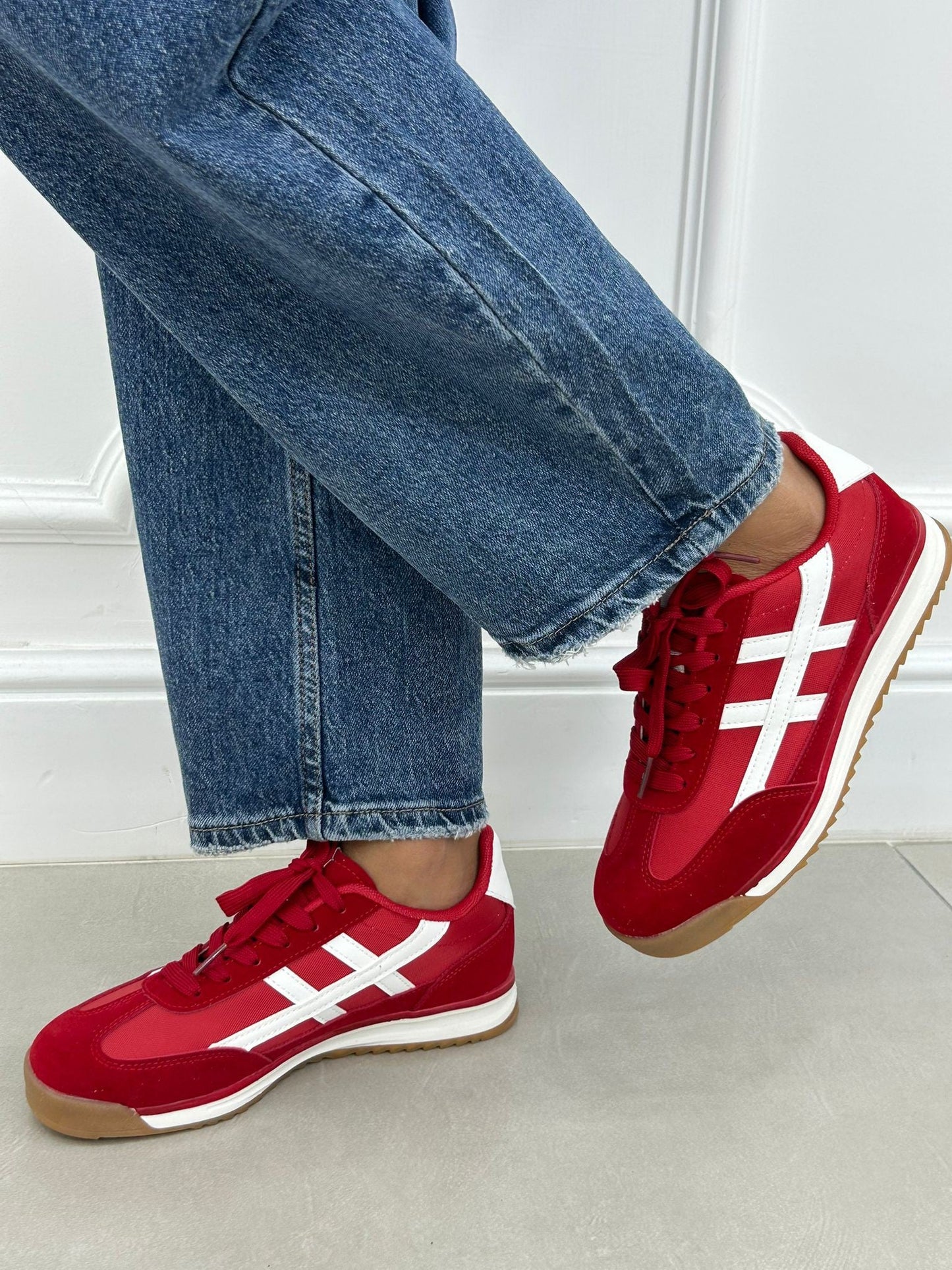 SNEAKERS STREET STYLE NEW AI26