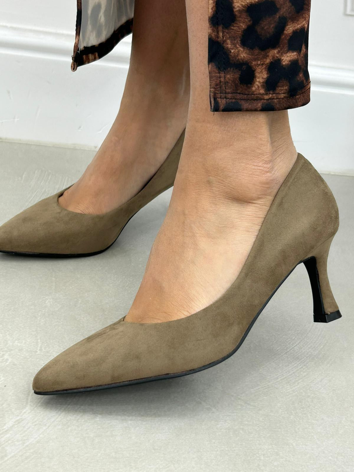 DECOLLETE MINIMAL CHIC NEW AI26