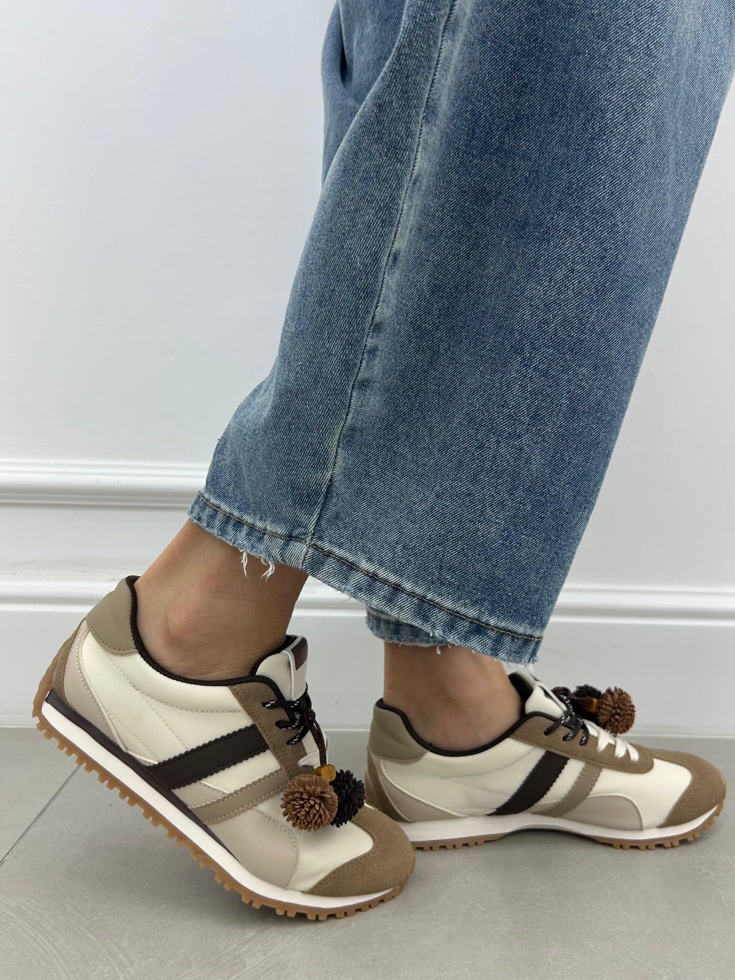 SNEAKERS TWO STRIPES NEW PE/26