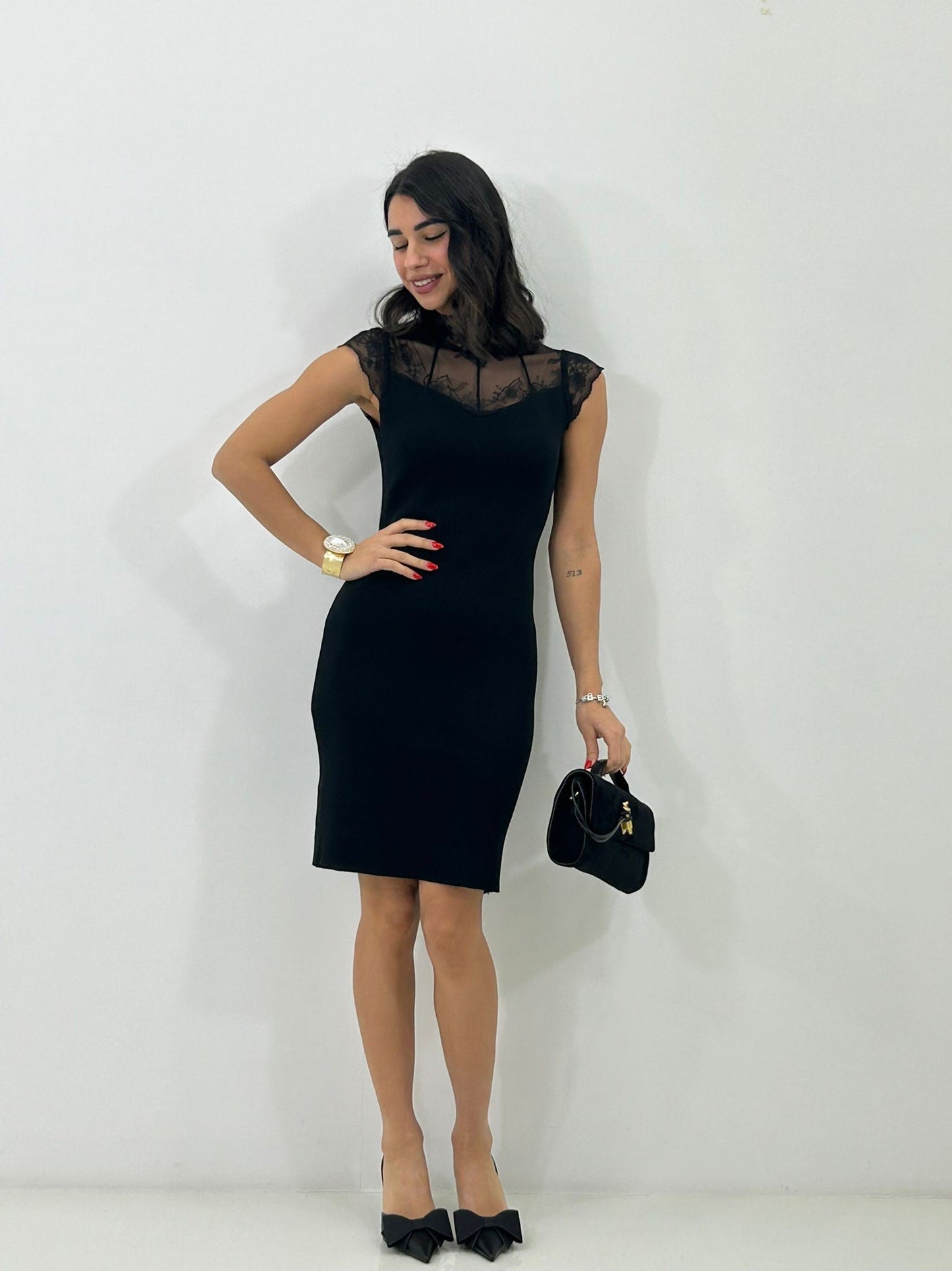 DRESS LACE CHIC NEW P/E26