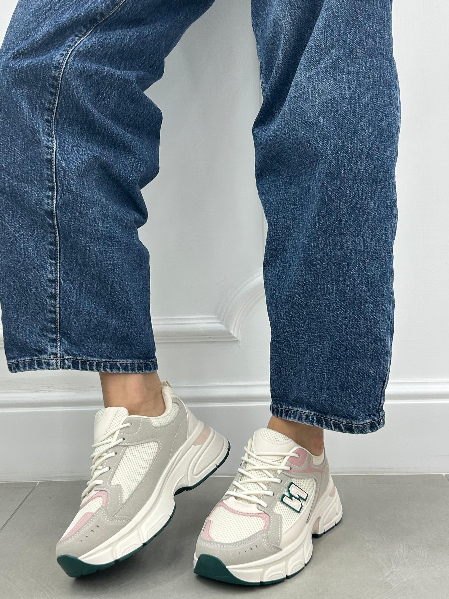 SNEAKERS EVERYDAY NEW P/E26