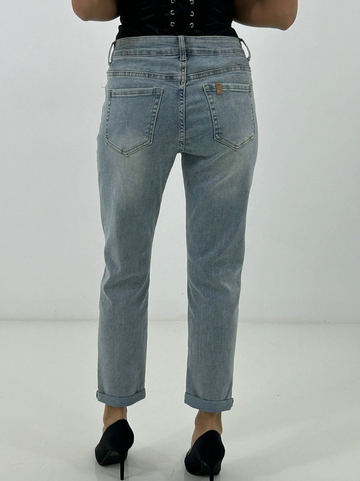 JEANS MOM FIT NEW P/E26
