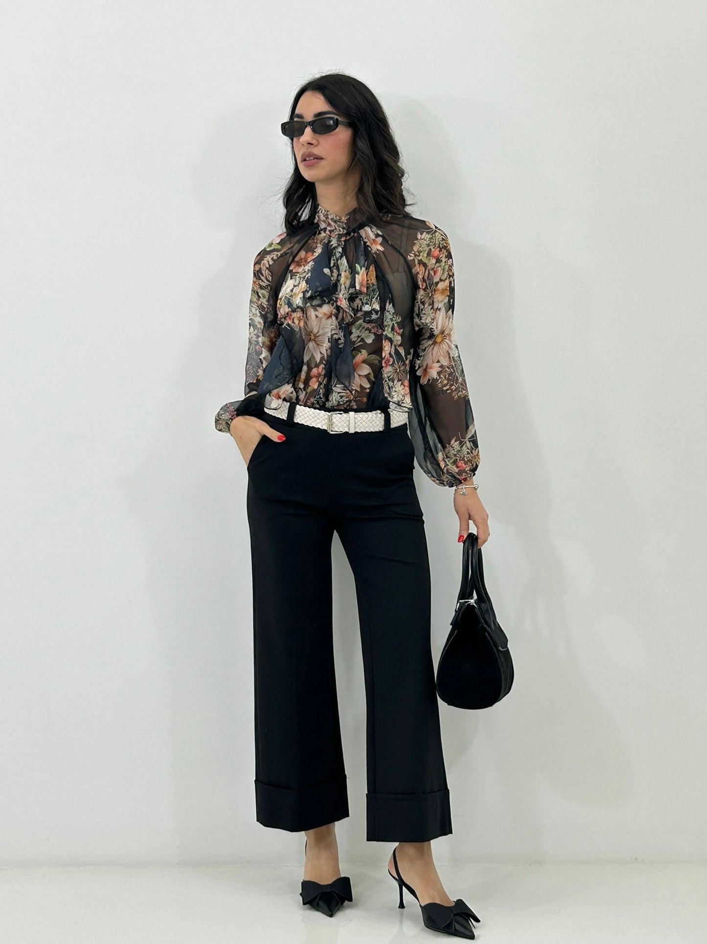 Pantalón Trendy con Vuelta, Cinturón y Bolsillos