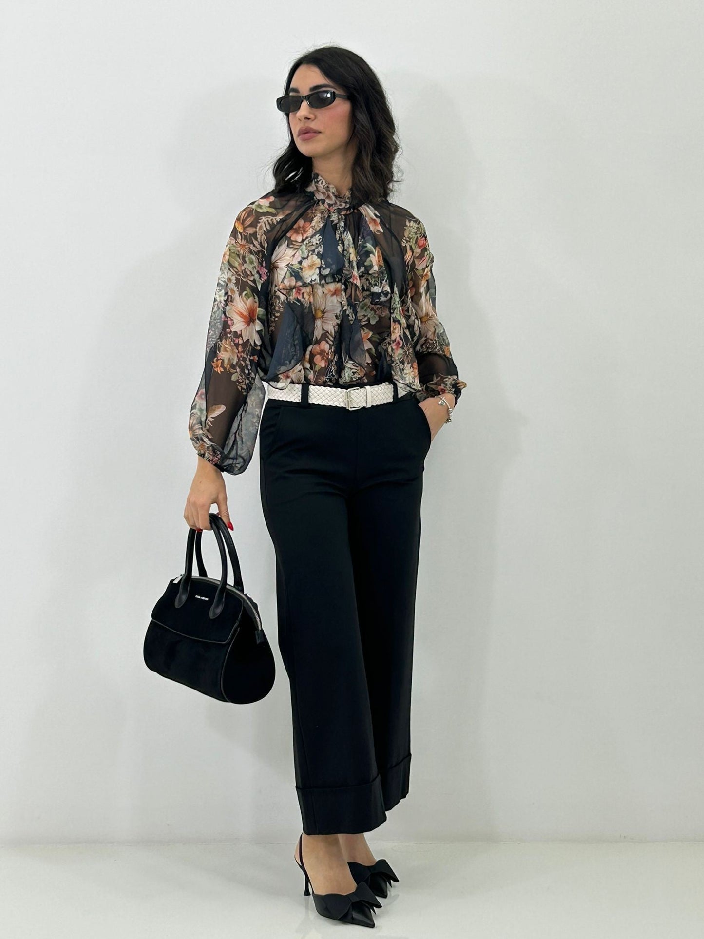 Pantalón Trendy con Vuelta, Cinturón y Bolsillos