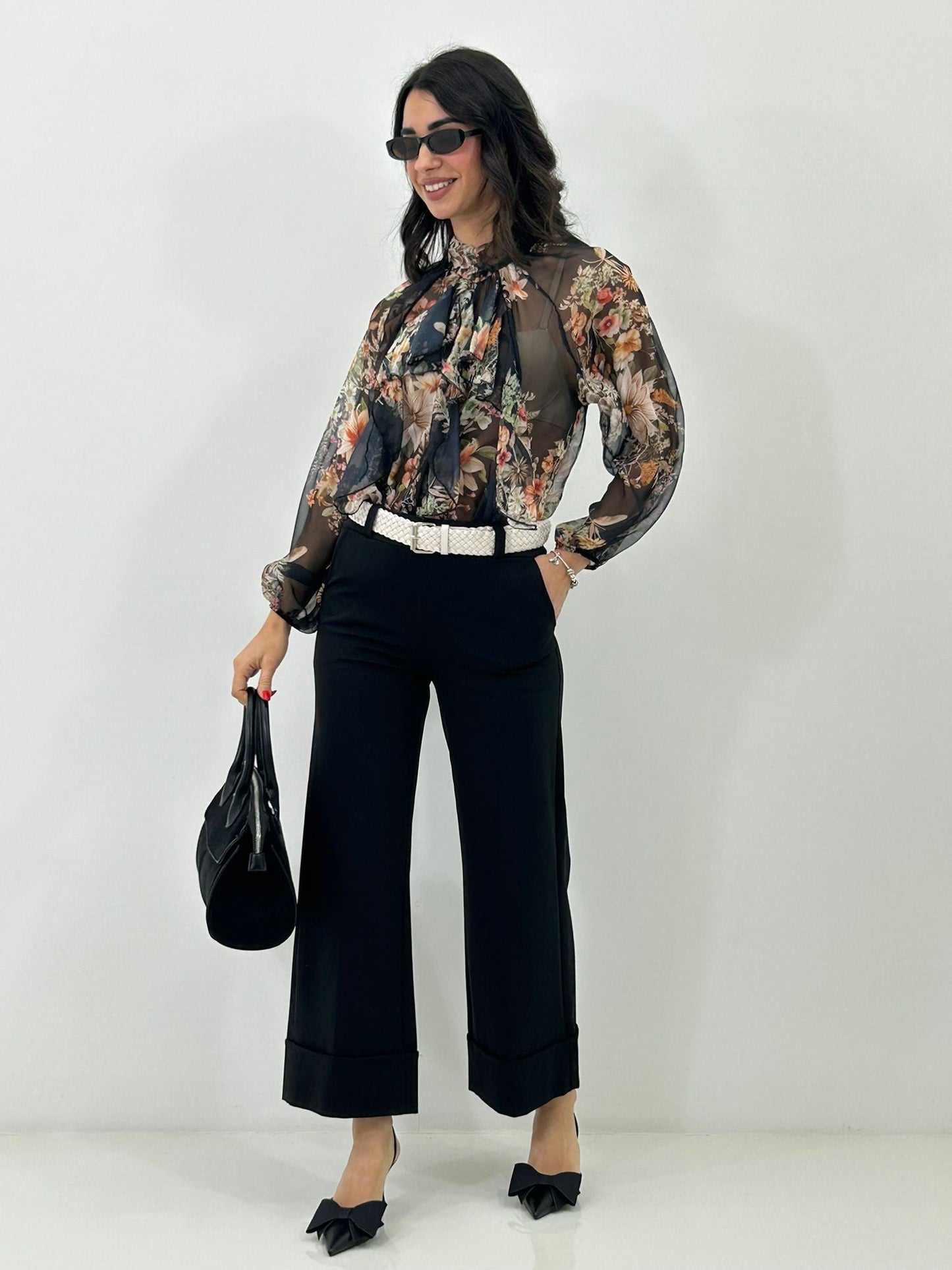 Pantalón Trendy con Vuelta, Cinturón y Bolsillos