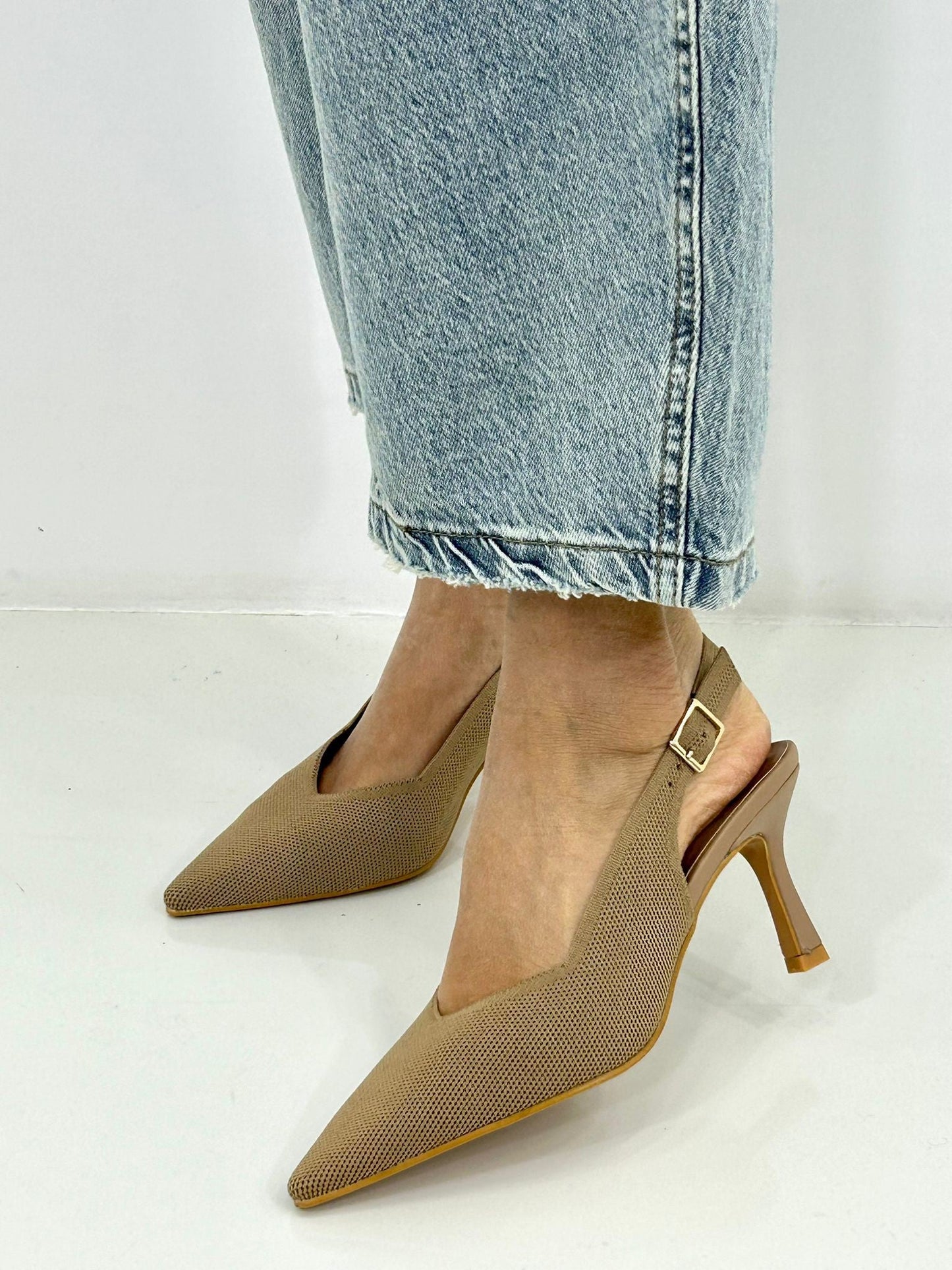 DECOLLETE BON TON NEW P/E26