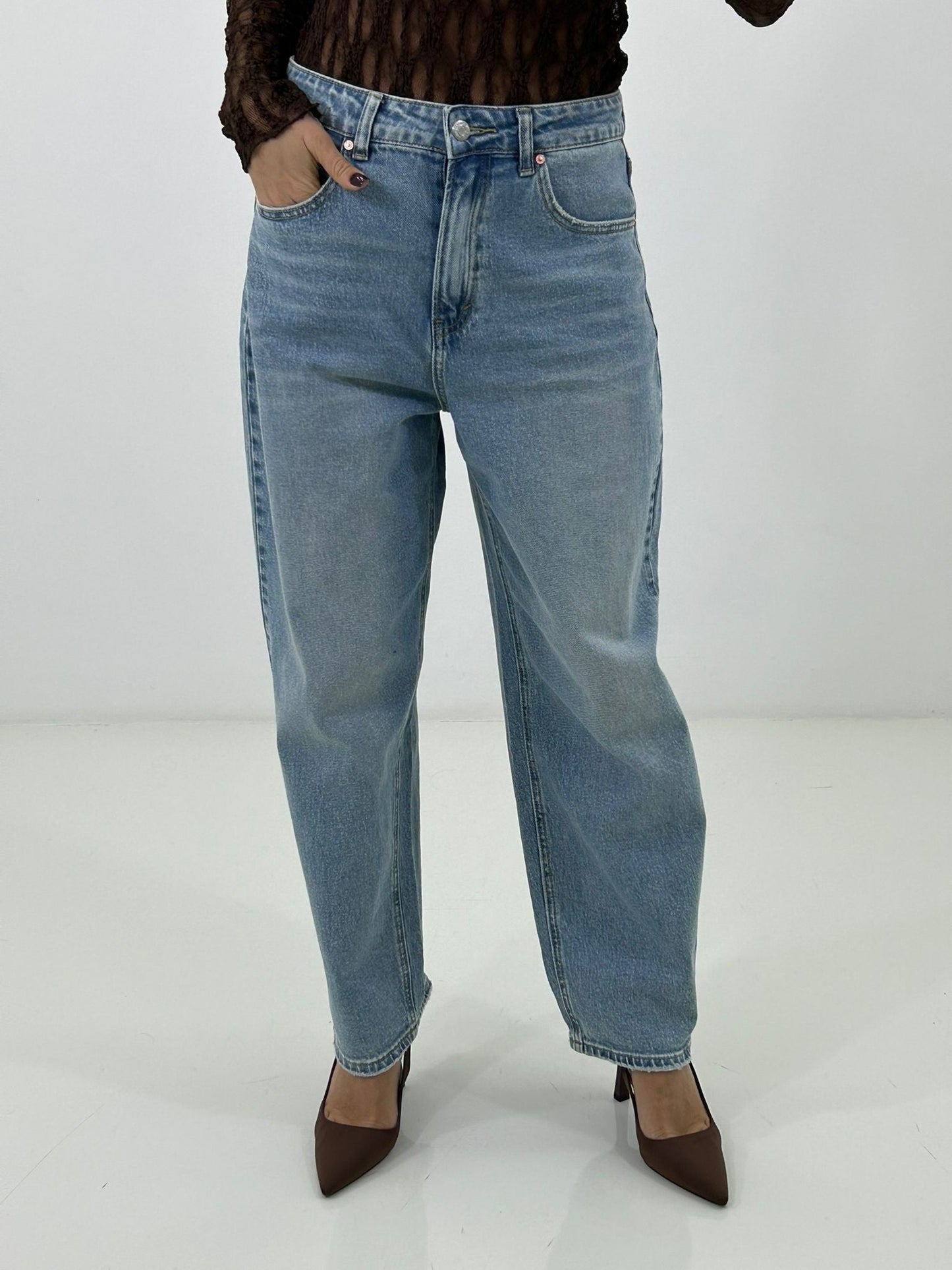JEANS SOFT LEG NEW P/E26