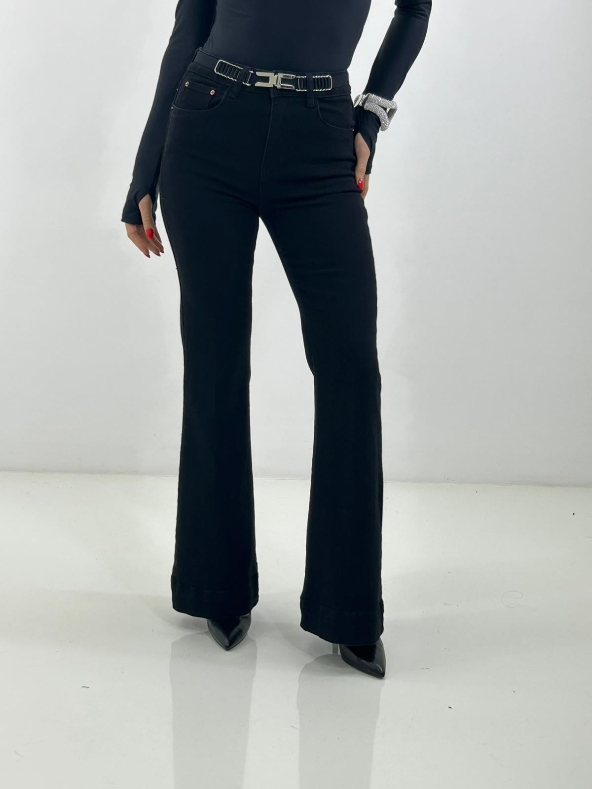 JEANS FLARE FIT NEW AI26